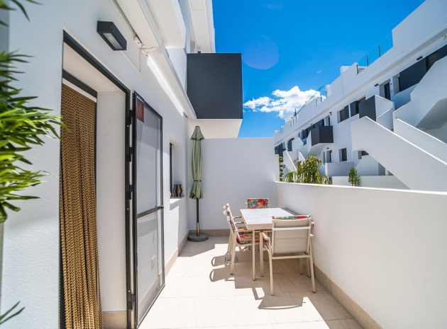Resale - Apartment - Torrevieja - Torrevieja Centro