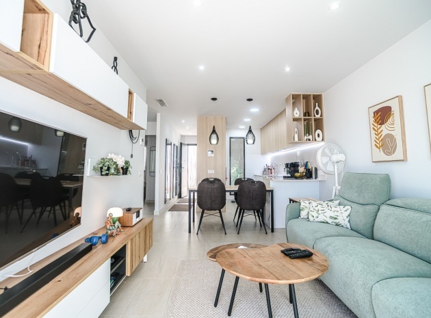 Resale - Apartment - Torrevieja - Torrevieja Centro