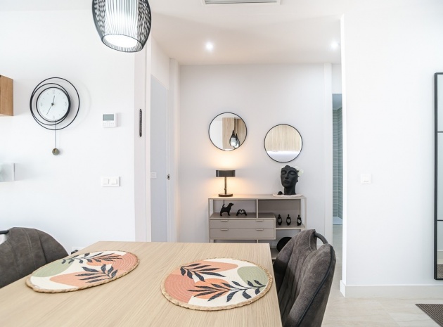 Resale - Apartment - Torrevieja - Torrevieja Centro