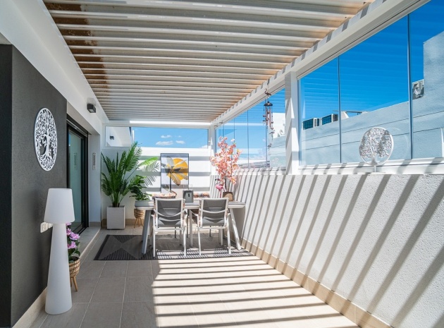 Resale - Apartment - Torrevieja - Torrevieja Centro