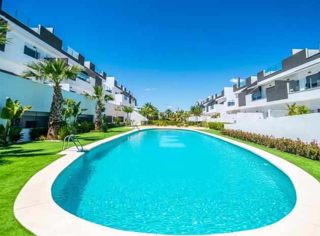 Resale - Apartment - Torrevieja - Torrevieja Centro