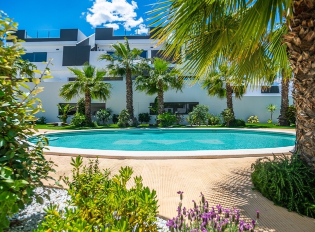 Resale - Apartment - Torrevieja - Torrevieja Centro