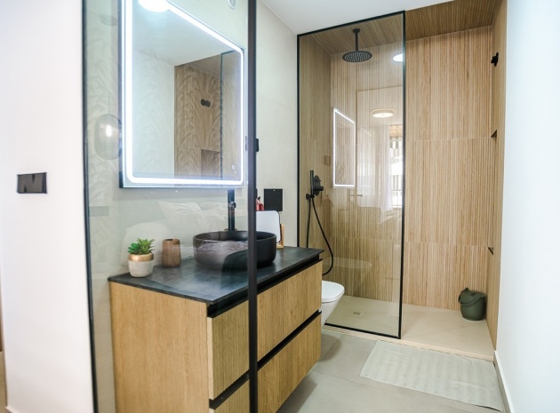 Wederverkoop - Appartement - Torrevieja - Torrevieja Centro