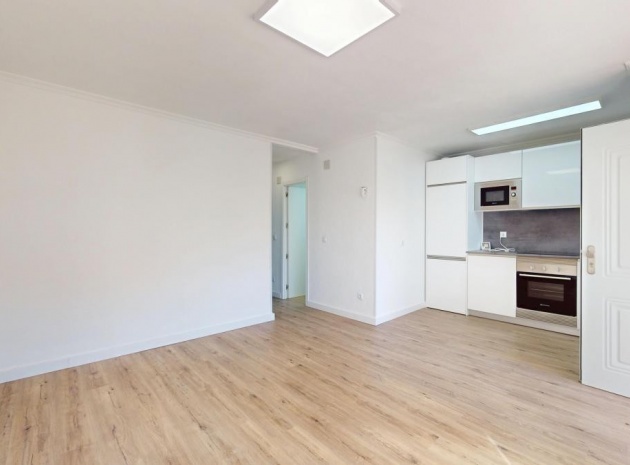 Wiederverkauf - Wohnung - Villamartin