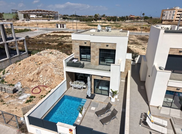 Återförsäljning - Villa - Los Montesinos - Los Montesinos Centro