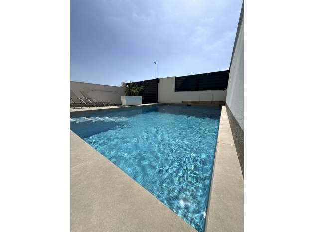 Återförsäljning - Villa - Los Montesinos - Los Montesinos Centro