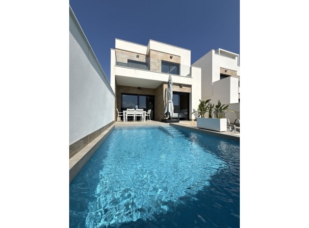 Återförsäljning - Villa - Los Montesinos - Los Montesinos Centro