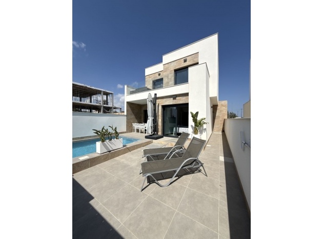 Återförsäljning - Villa - Los Montesinos - Los Montesinos Centro