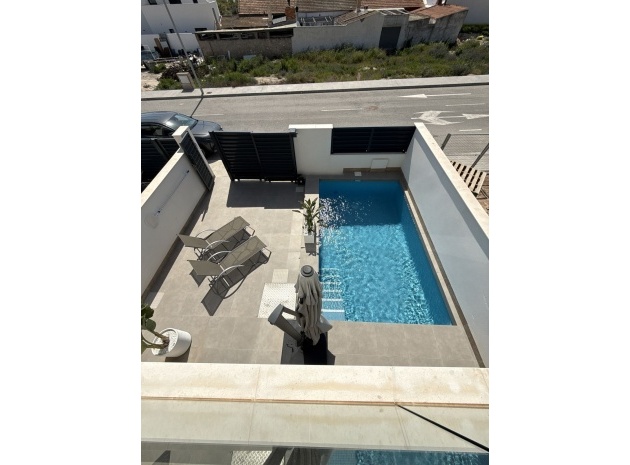 Återförsäljning - Villa - Los Montesinos - Los Montesinos Centro