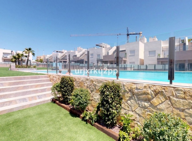 Resale - Apartment - Torrevieja - Aguas Nuevas