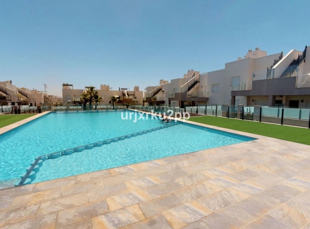 Resale - Apartment - Torrevieja - Aguas Nuevas