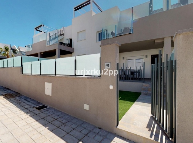 Resale - Apartment - Torrevieja - Aguas Nuevas