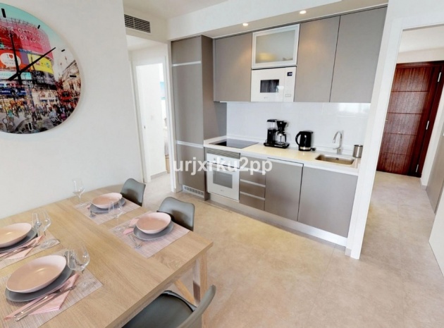 Resale - Apartment - Torrevieja - Aguas Nuevas