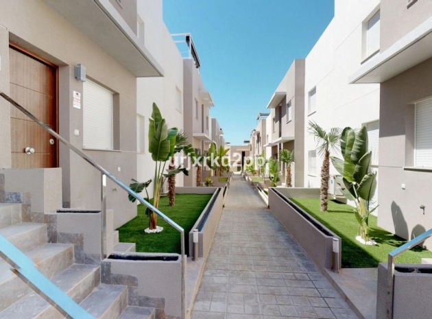 Resale - Apartment - Torrevieja - Aguas Nuevas