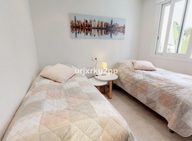 Resale - Apartment - Torrevieja - Aguas Nuevas