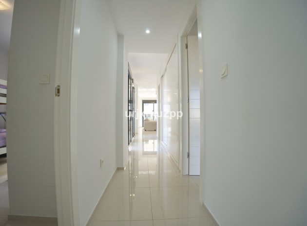 Återförsäljning - Radhus - Orihuela - La Zenia