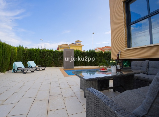 Återförsäljning - Radhus - Orihuela - La Zenia