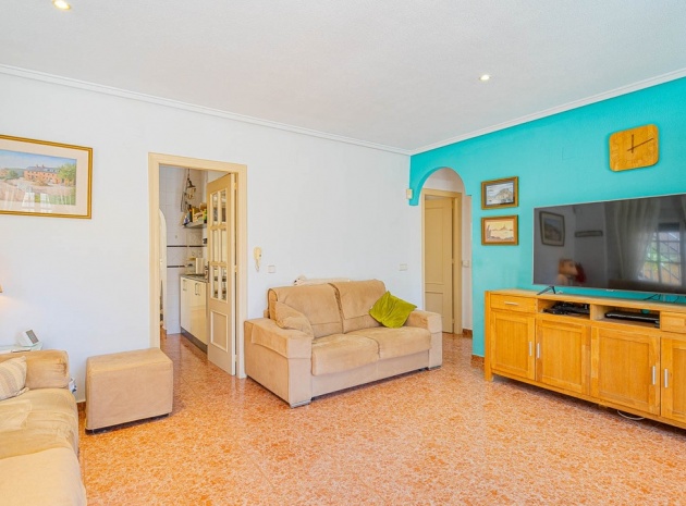 Resale - Villa - Punta Prima