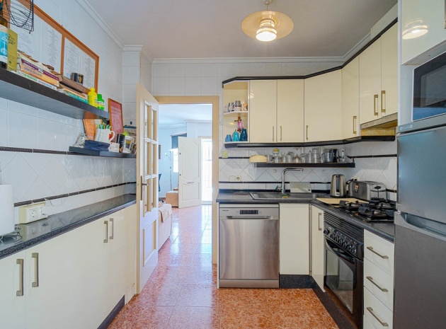 Resale - Villa - Punta Prima