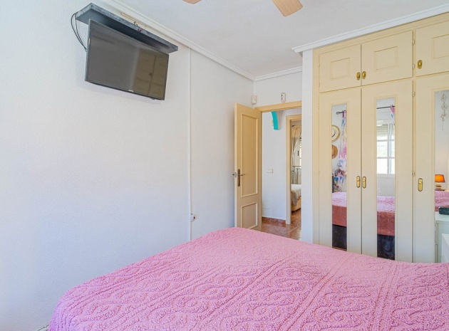 Resale - Villa - Punta Prima