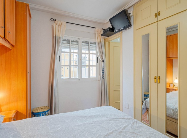 Resale - Villa - Punta Prima