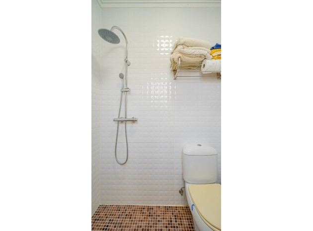 Resale - Villa - Punta Prima