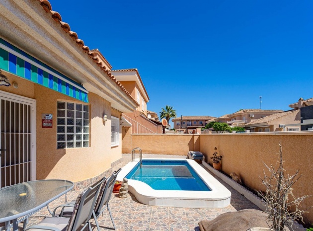 Resale - Villa - Punta Prima