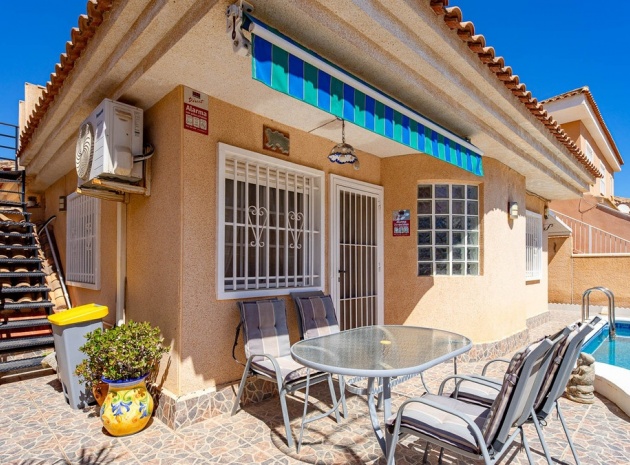 Resale - Villa - Punta Prima