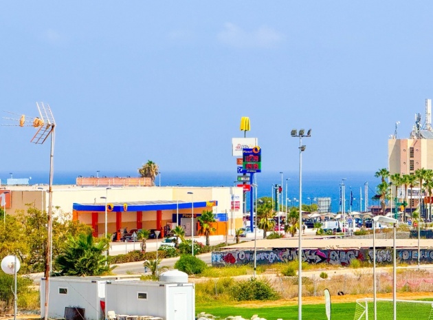 Wiederverkauf - Villa - Orihuela - Punta Prima