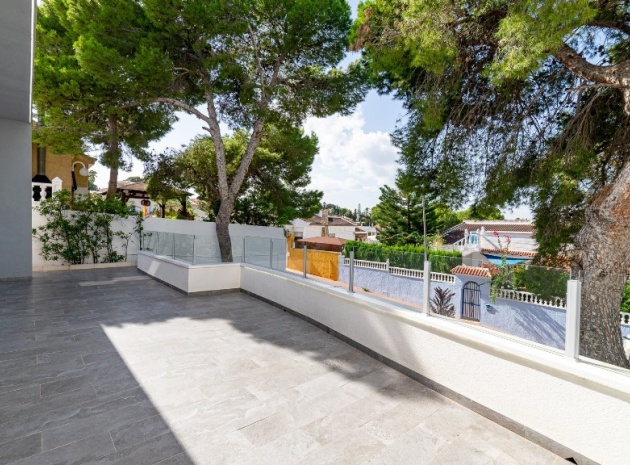 Återförsäljning - Villa - Orihuela - Los Balcones