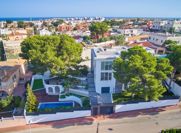 Återförsäljning - Villa - Orihuela - Los Balcones