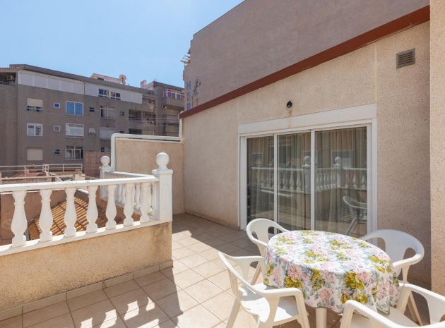 Återförsäljning - Lägenhet - Torrevieja - Torrevieja Centro