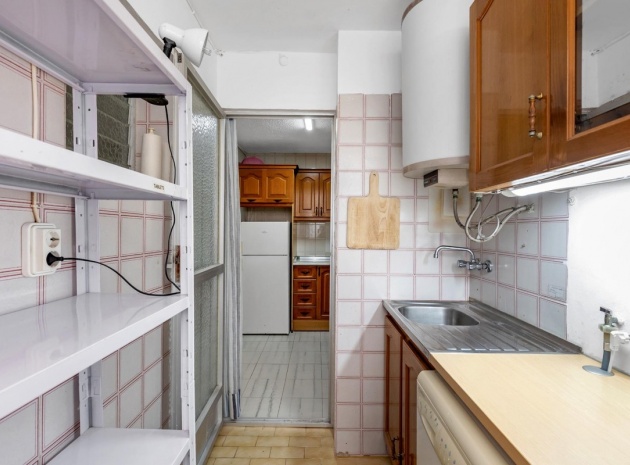 Återförsäljning - Lägenhet - Torrevieja - Torrevieja Centro