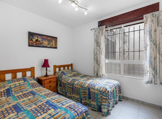 Återförsäljning - Lägenhet - Torrevieja - Torrevieja Centro