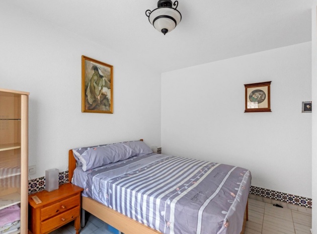 Återförsäljning - Lägenhet - Torrevieja - Torrevieja Centro