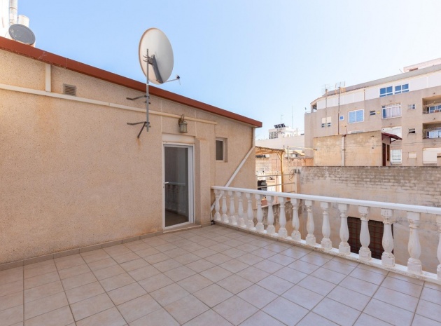 Återförsäljning - Lägenhet - Torrevieja - Torrevieja Centro