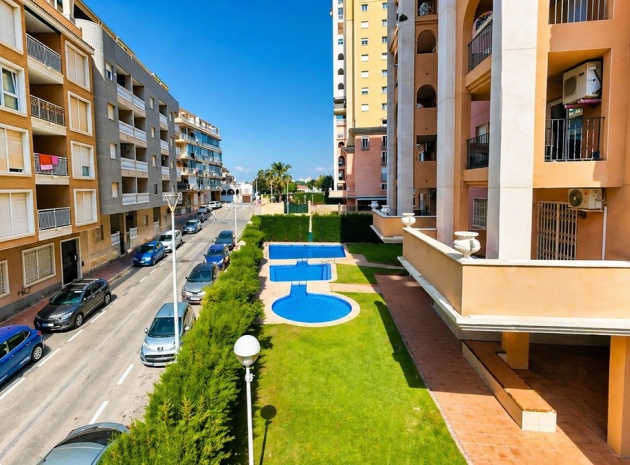 Wederverkoop - Appartement - Torrevieja - Playa De Los Locos