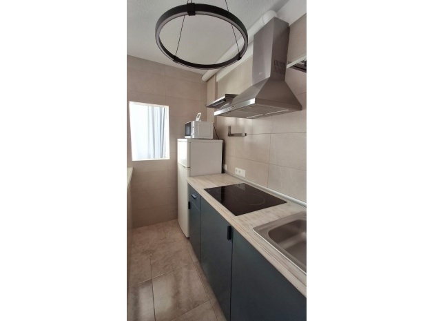 Återförsäljning - Lägenhet - Torrevieja - La Mata