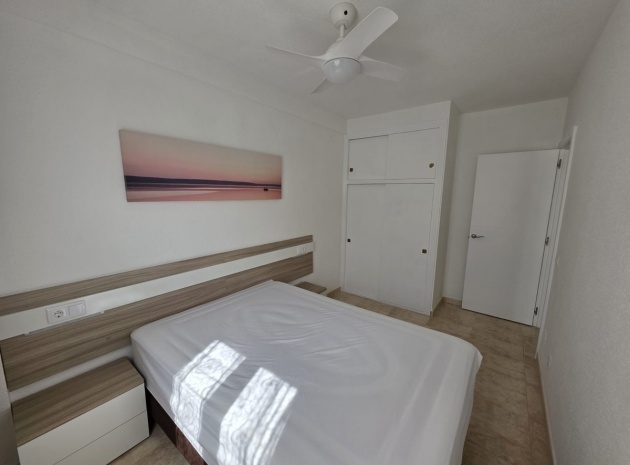 Återförsäljning - Lägenhet - Torrevieja - La Mata