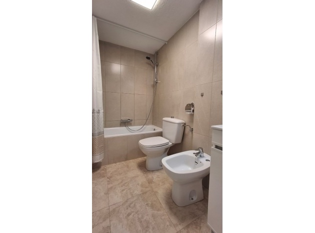Återförsäljning - Lägenhet - Torrevieja - La Mata