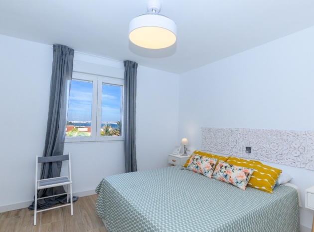 Resale - Apartment - Orihuela - Punta Prima