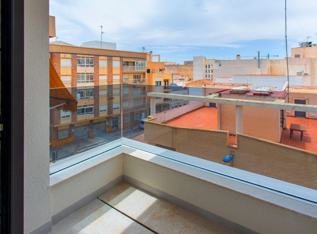 Wiederverkauf - Wohnung - Torrevieja - Torrevieja Centro