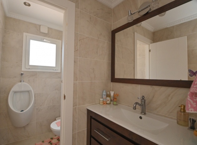 Wiederverkauf - Villa - Orihuela - Orihuela Costa
