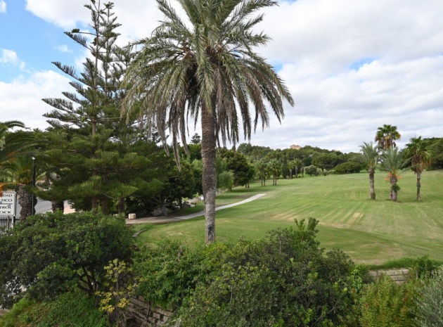Wiederverkauf - Villa - Orihuela - Orihuela Costa