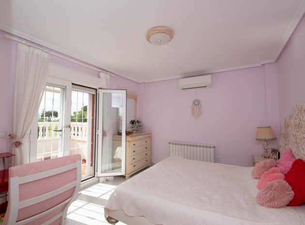 Wiederverkauf - Villa - Orihuela - Orihuela Costa