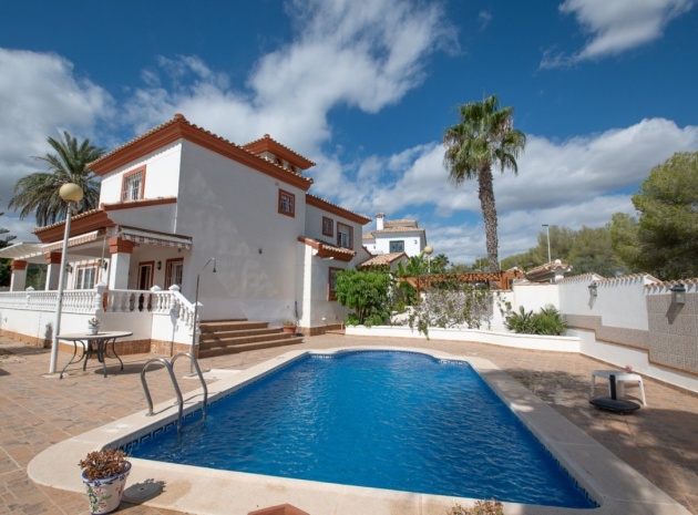 Wiederverkauf - Villa - Orihuela - Orihuela Costa
