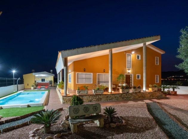 Återförsäljning - Villa - Orihuela - Orihuela Centro