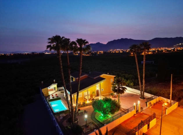 Återförsäljning - Villa - Orihuela - Orihuela Centro