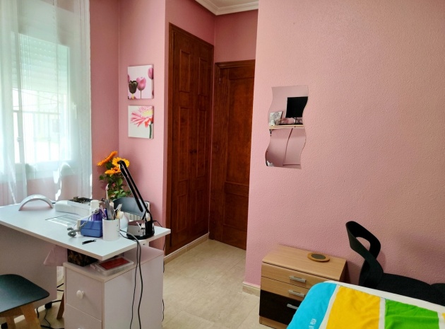 Wiederverkauf - Wohnung - Los Altos