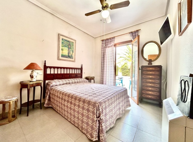 Revente - Villa - Orihuela - La Zenia